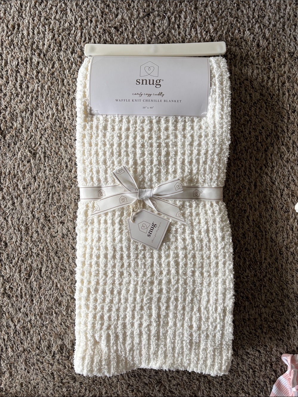 snug Cream Waffle Knit Chenille Blanket - Cozy Throw